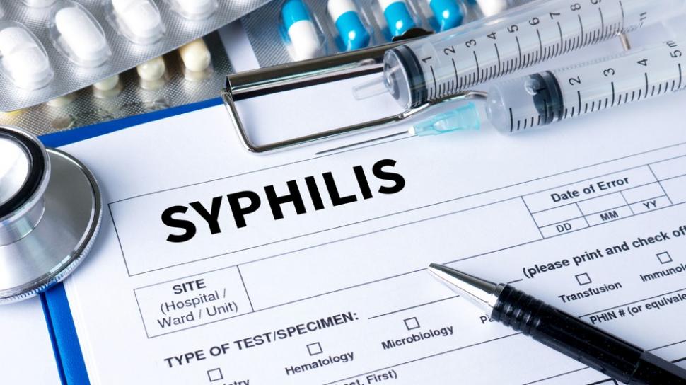 Sifilis adalah salah satu penyakit kelamin yang berbahaya dan menular nama lain dari sifilis adalah