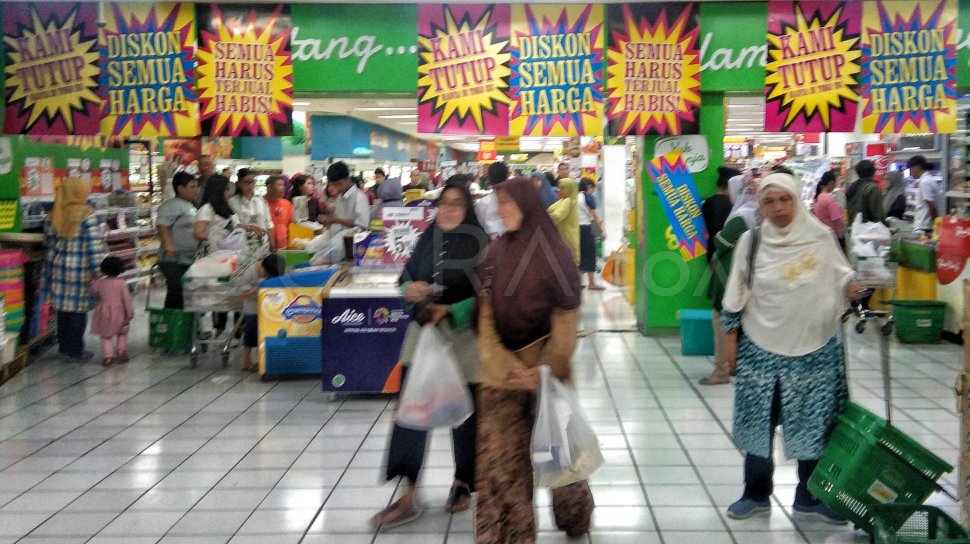 6 Giant Tutup Benarkah Gaya Hidup Praktis Bikin Retail Offline Terkikis