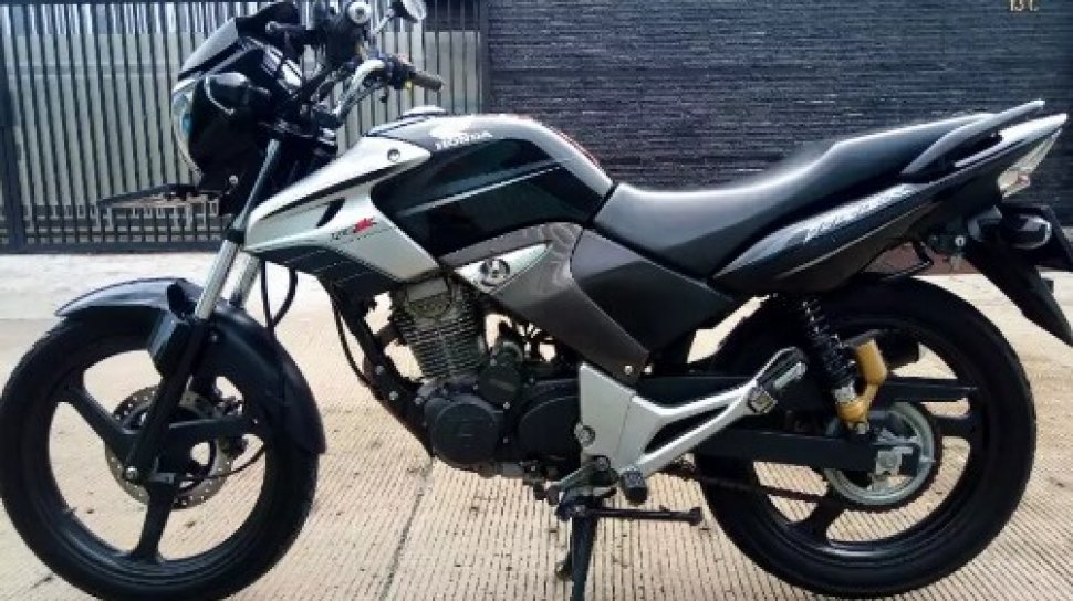 Heboh Honda Tiger Dijual Seharga Mobil, Bikin Melongo