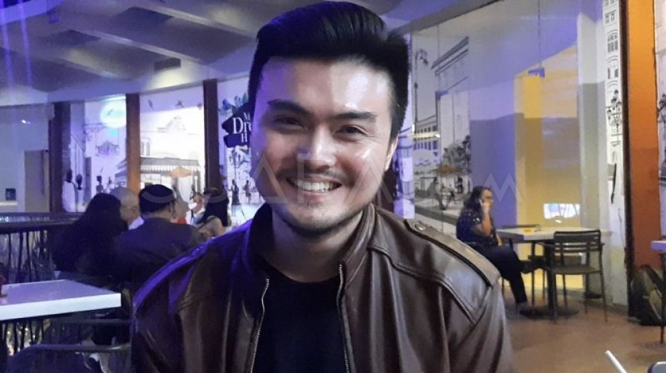 Gilbert Marciano, Jadi Pengacara Dinar Candy, dan Selektif Terima Syuting