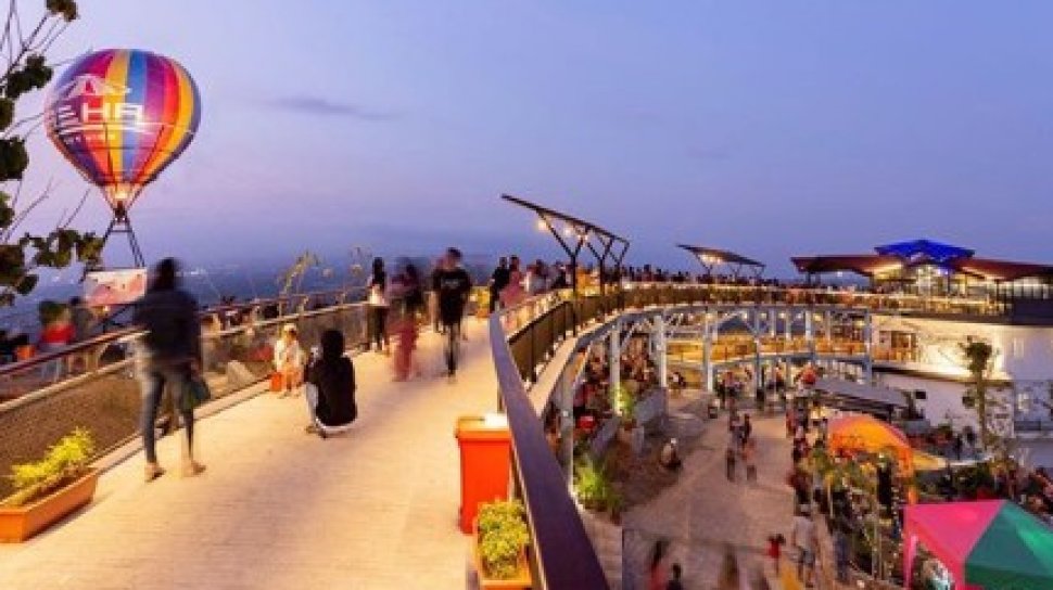 Heha Sky View, Harga Tiket dan Fasilitas Wisatanya