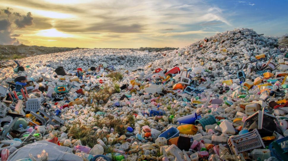 Ton Sampah Plastik Dihasilkan Dari Event Gerakan Nusantara Bersatu Di Gbk Senayan
