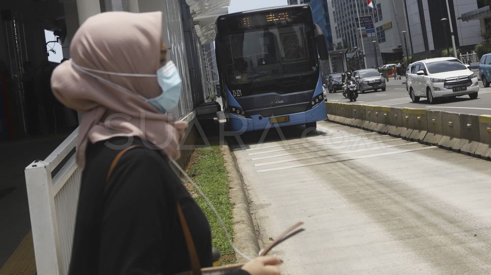 Ini Jadwal Dan Jam Operasional Transportasi Di Jakarta Saat Psbb Transisi 