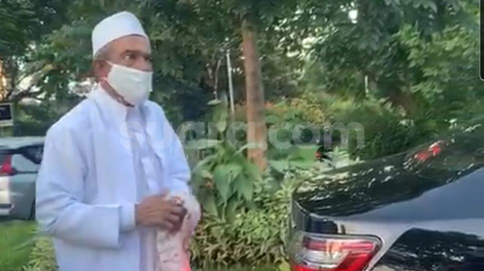 Pedagang Jengkel Habib Umar Assegaf Suka Tutup Jalan Saat Gelar Pengajian Suara Jatim