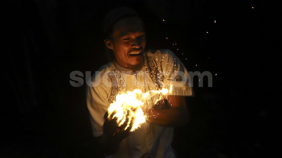 10 Tradisi Tahun Baru Islam Di Indonesia Ritual Malam Hingga Makan Bubur