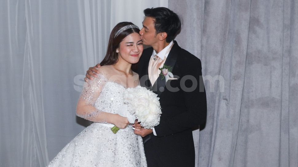 5 Pasangan Artis Nikah Usai Pacaran Lama Bukti Jodoh Nggak Akan Ke Mana