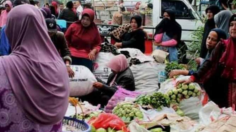 Bikin Macet dan Rawan Pungli Pasar Sayur  di Padang 