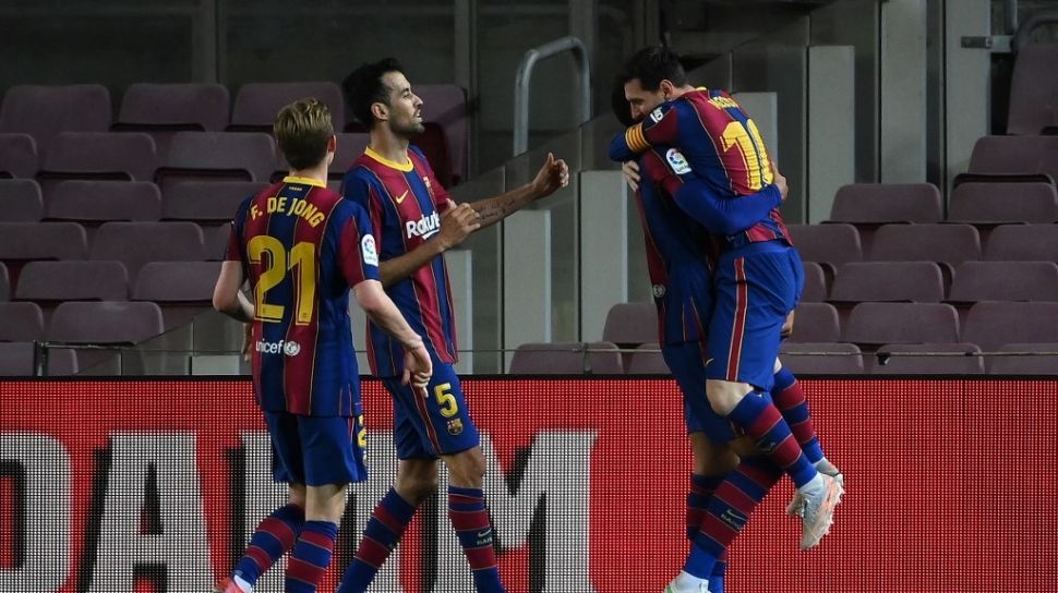 Granada Vs Barcelona Prediksi Skor H2h Live Streaming La Liga