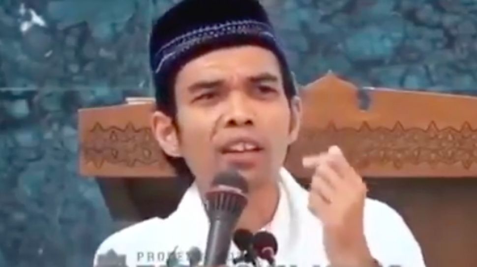 Jelang Menikah Fatimah Az Zahra Minta Emas 244 Gram Ke Ustadz Somad Suara Jakarta