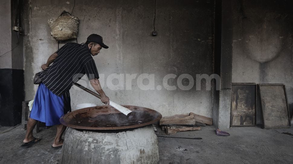 Jelang Idul Fitri Produksi Dodol Betawi Meningkat