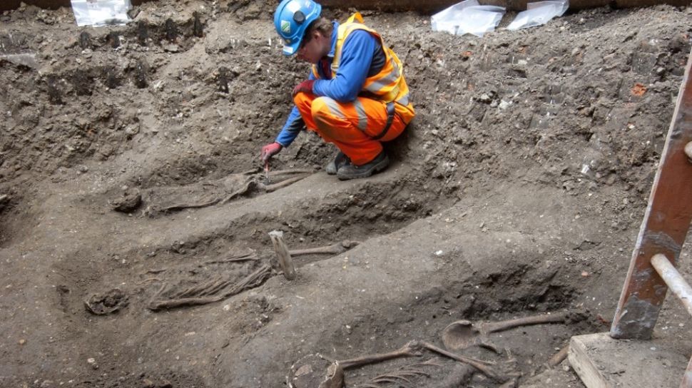 Researching Samples of Victims of the Black Death Outbreak, Scientists Find Shocking Facts