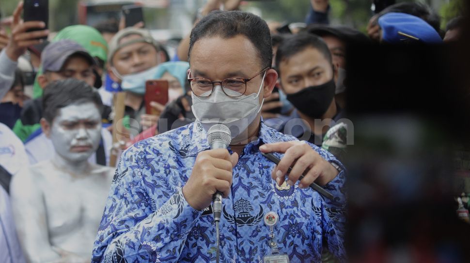 Pour prévenir la variante Omicron, Anies est invité à commencer à préparer un vaccin de rappel pour les résidents de Jakarta