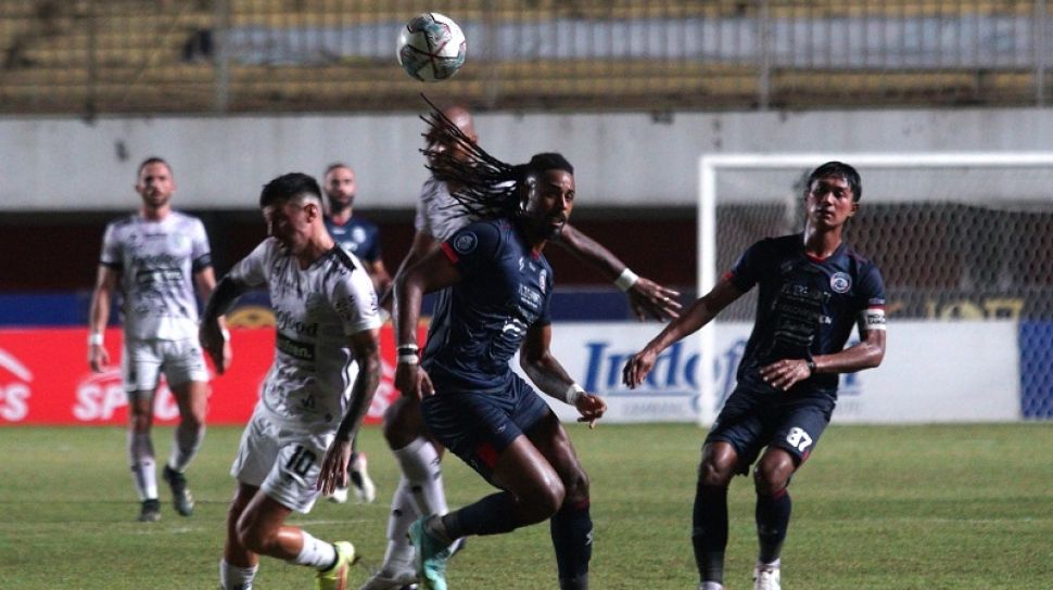 Arema FC vs Bali United se termine par un match nul et vierge