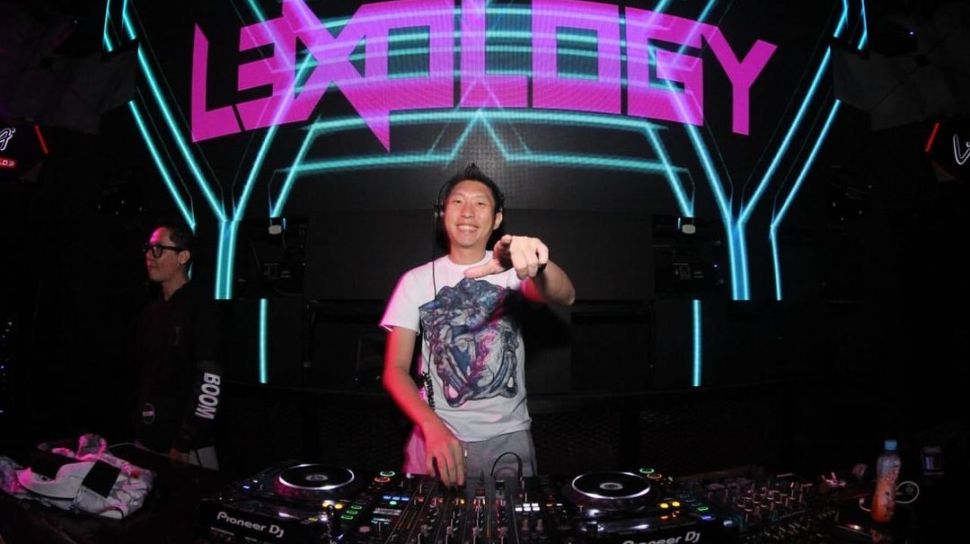 Familiarisez-vous avec DJ L3xology, qui se produit maintenant souvent à l’étranger