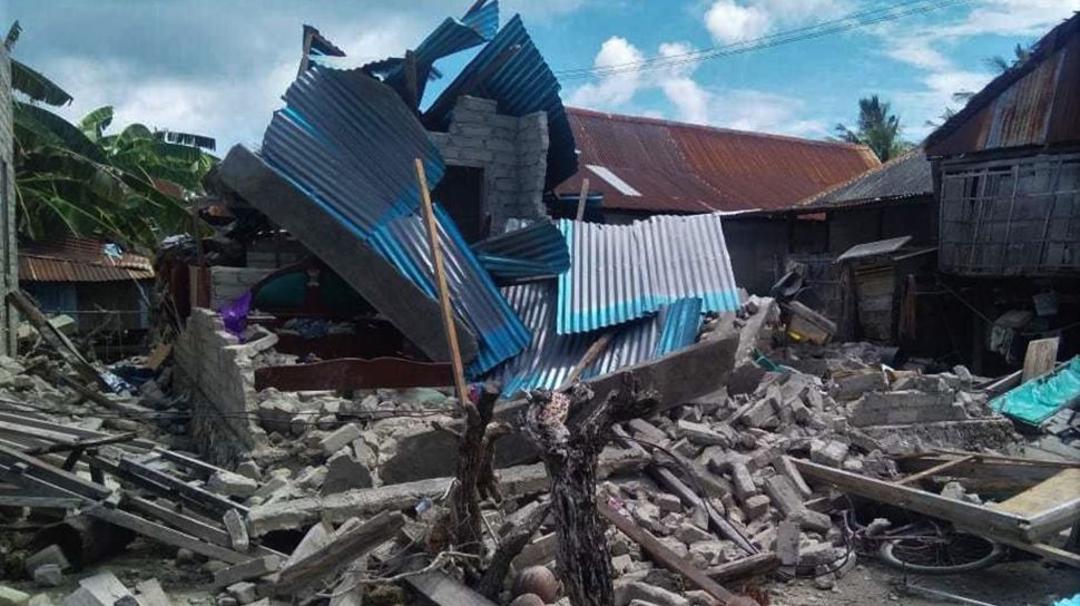 Des centaines de maisons, mosquées, écoles et ports de Selayar sont endommagés