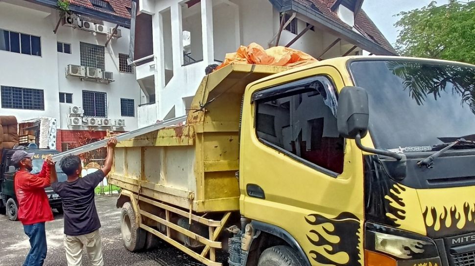 Meski Diusir, WNA Inggris dan Korea Tetap Memilih Bertahan di Apartemen