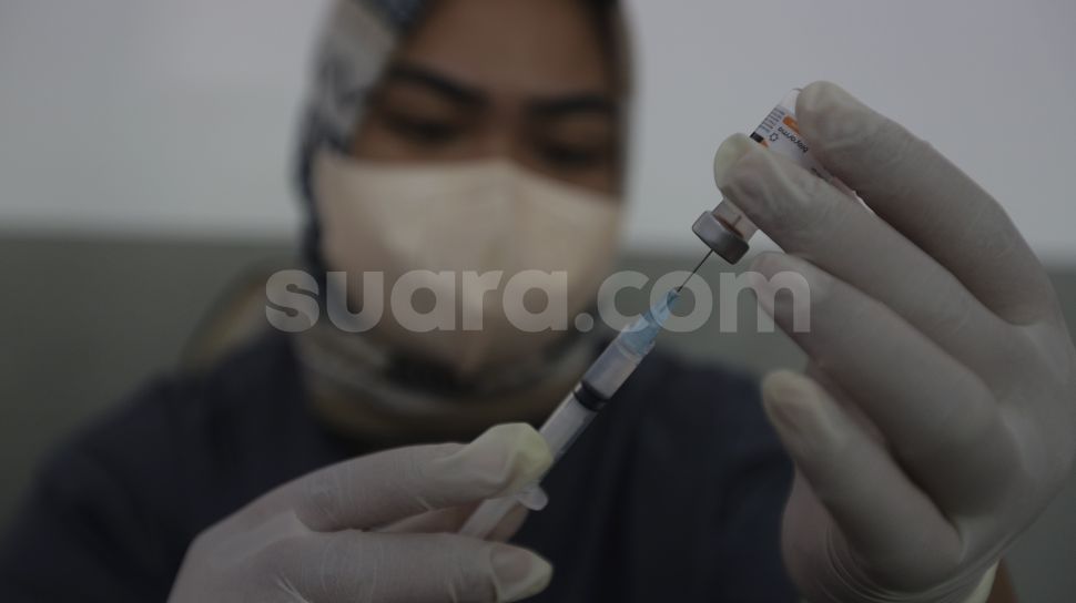 Jokowi annonce une coalition civile libre exhorte toujours le gouvernement à reporter la vaccination de rappel