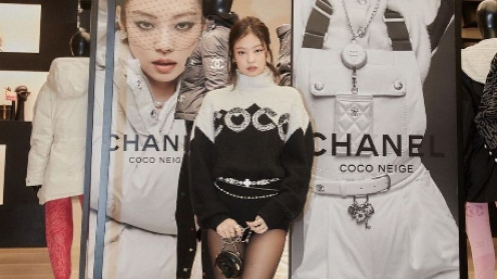 V BTS Mendadak Jadi 'Human Chanel', Saingi Jennie Black Pink?