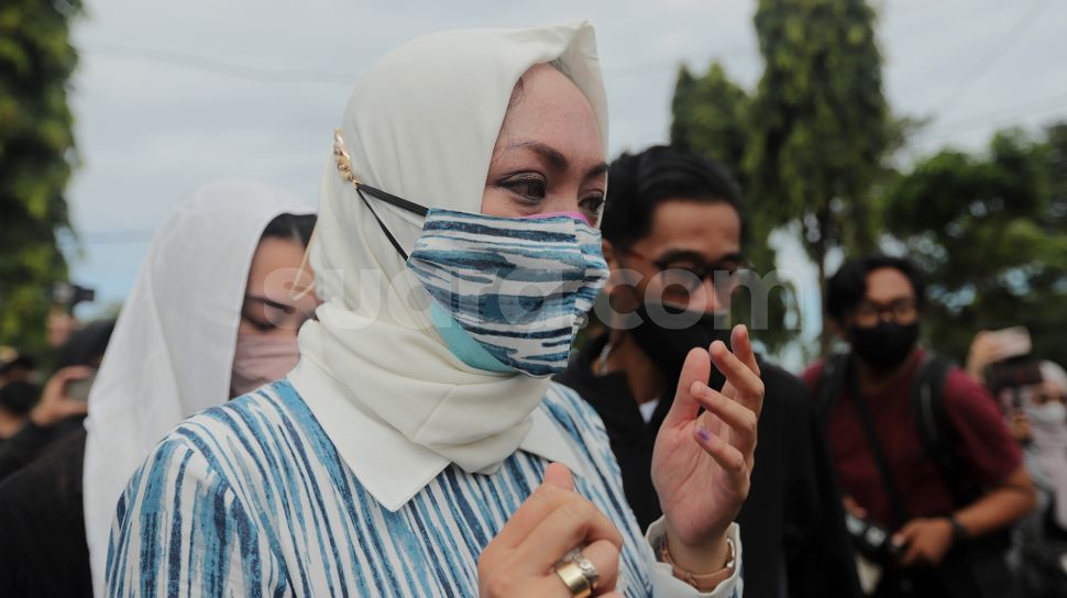 Kisah Mualaf Angelina Sondakh: Dicibir Keputusan Salah karena Makin