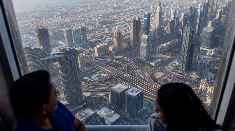 gedung tertinggi di dunia burj khalifa tak punya septic tank, kemana?