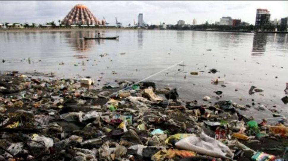 Target Angkat 70 Persen Sampah Plastik dari Laut Masih Jauh dari Target, Bisakah Pemerintah Lakukan Hal Itu?