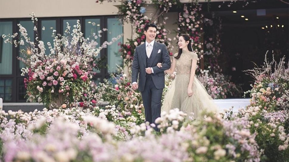Rayakan Momen Setahun Menikah, Son Ye Jin Pajang Foto Romantis Bareng Hyun Bin
