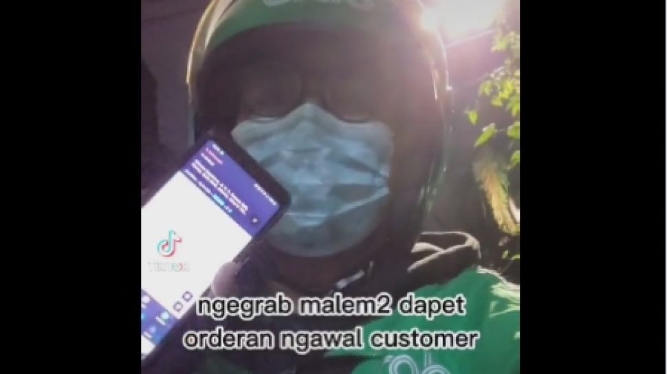 Dapat Orderan Tak Biasa Driver Ojol Ini Diminta Mengawal Pelanggan