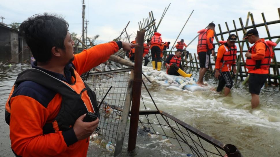 Penanganan Banjir Rob di Semarang, Dua Tanggul yang Jebol Mulai