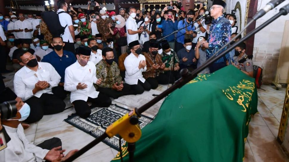 Jokowi: Buya Syafii adalah Guru Bangsa yang Hidup dalam Kesederhanaan