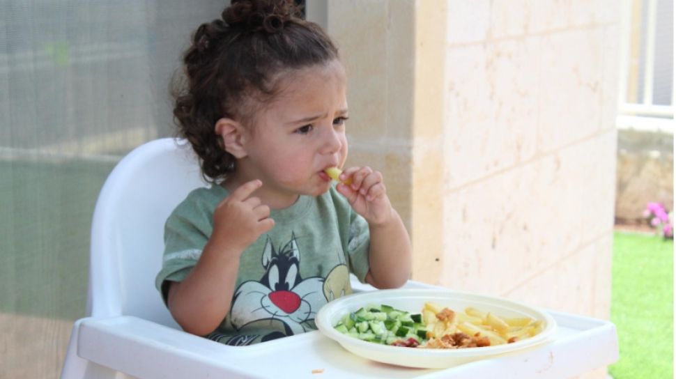 Jangan Sampai Anak Hipertensi! Dokter Anak Minta Orangtua Hindari Beri Junk Food dan Pilih Makanan Sehat