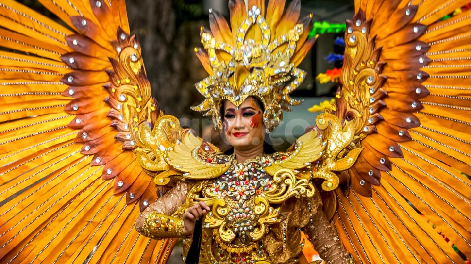 Kemeriahan Pawai Budaya Dan Panen Raya Di Lapangan Banteng