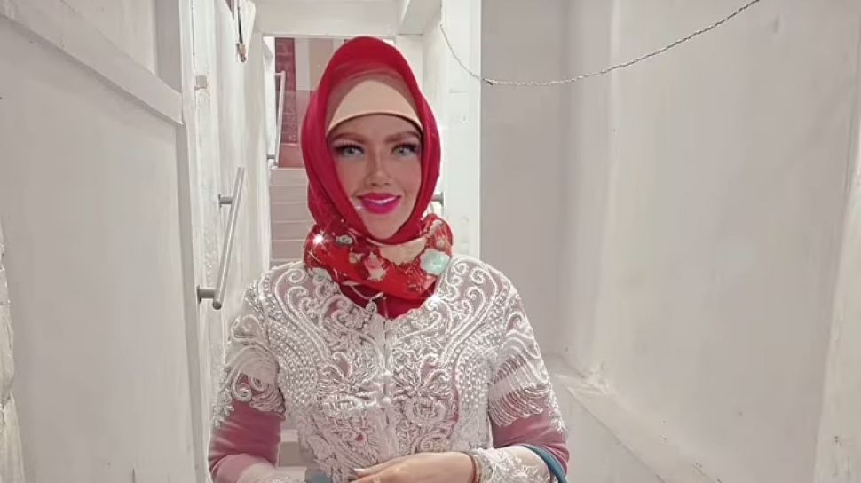 crítico Fuera de Condicional 7 Potret Barbie Kumalasari Berhijab, Bukan Disanjung tapi Dihina Kurang  Pantas