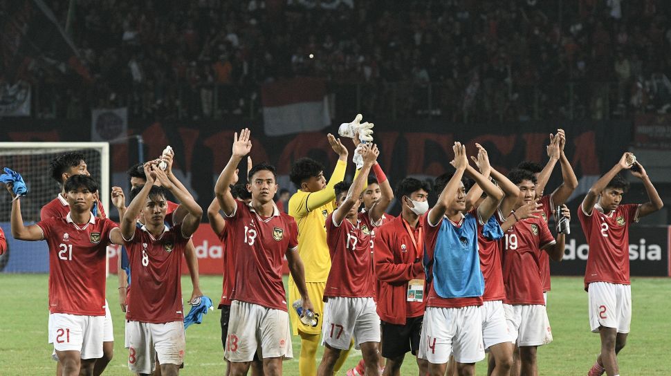 Starting Xi Timnas Indonesia U 19 Era Piala Aff U 19 22 Vs Era Evan Dimas Dkk