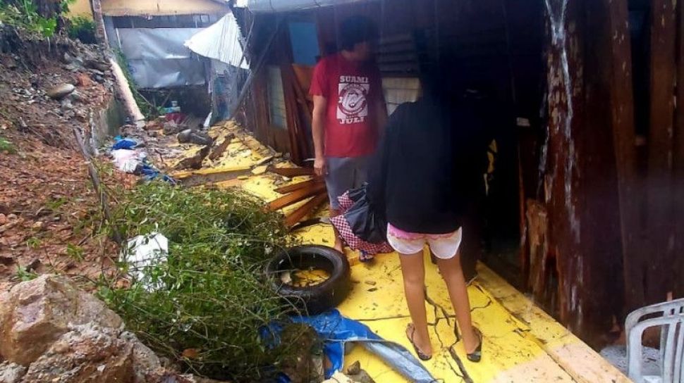 Ambon Dilanda Banjir dan Longsor di Ratusan Wilayah, Ribuan Warga Jadi Korban
