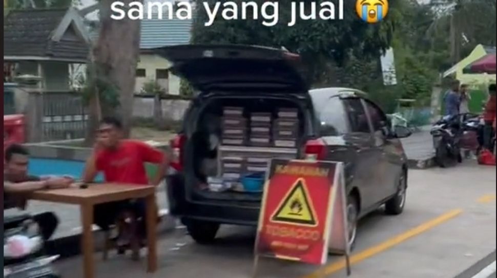 Video Viral Pedagang Kaki Lima Pakai Mobil Mobil Bagus Publik Yang