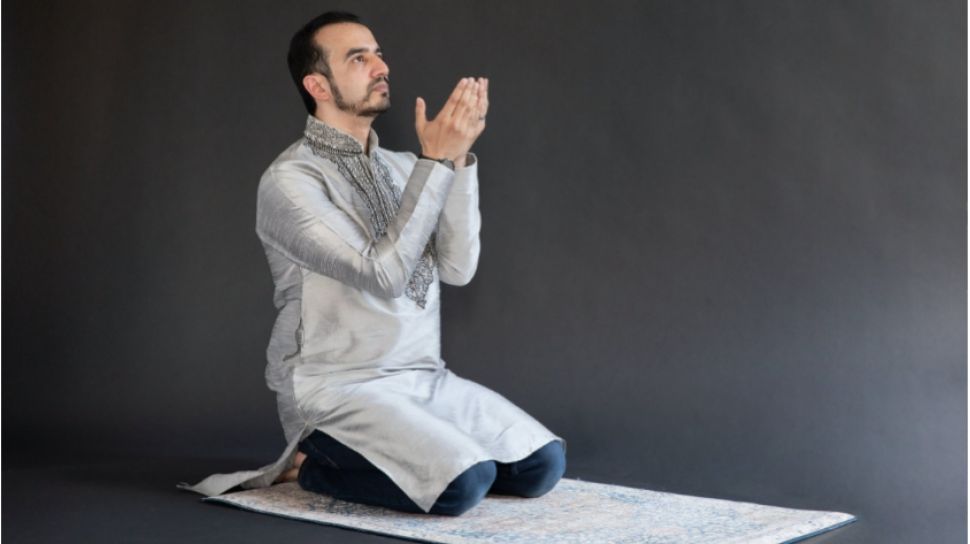 Doa Tahajud Latin dan Artinya, Beserta Niat dan Tata Caranya