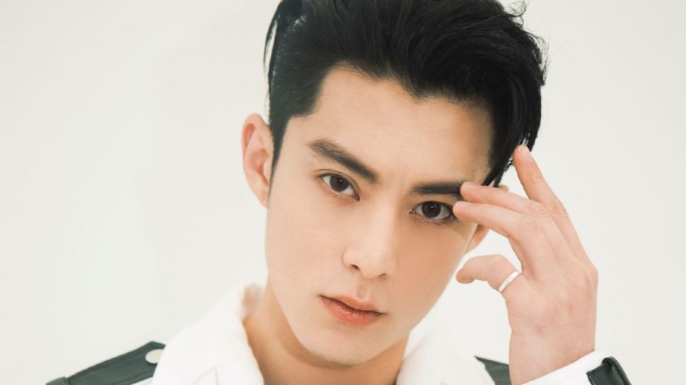 Dylan Wang Diprediksi Jadi Aktor China Terpopuler di Paruh Kedua 2022