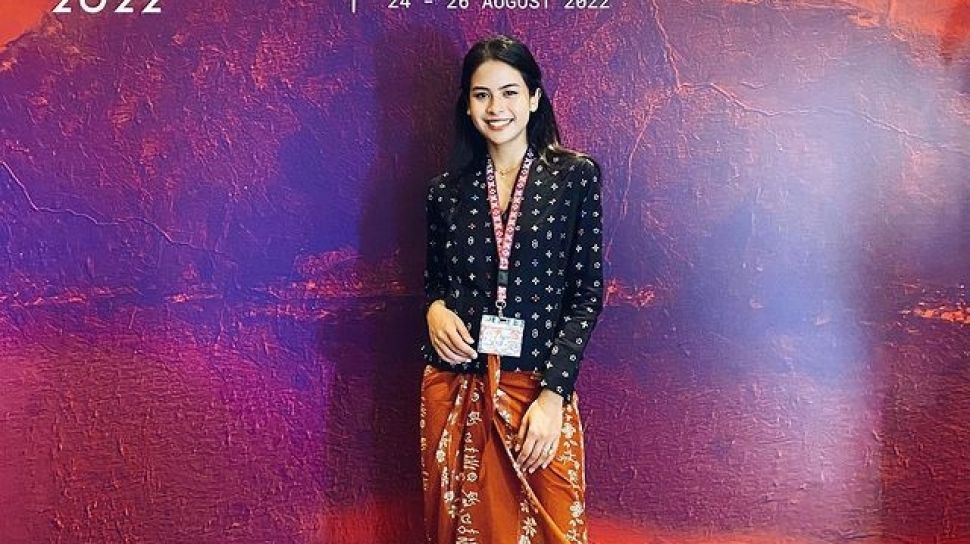 Maudy Ayunda Cantik Berkebaya, Warganet: KTT G20 Undang Bidadari Juga