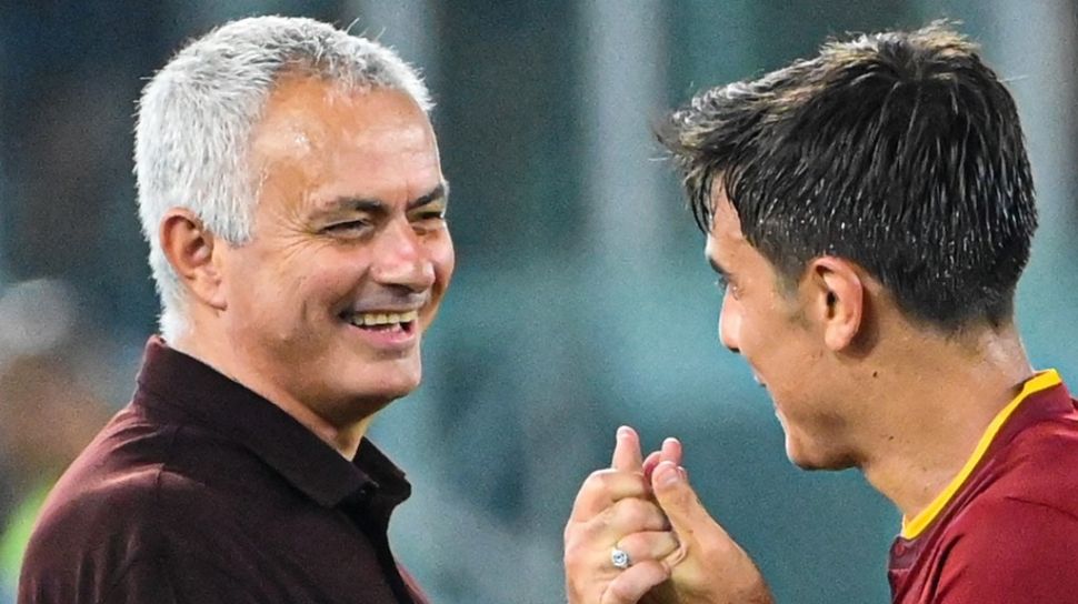 Singgung Juventus Ini Percakapan Jose Mourinho Yang Bikin Dybala Tertawa Di Laga Roma Vs Monza 