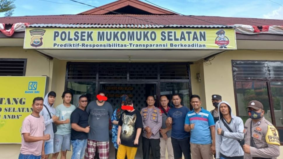 Wna Sekeluarga Yang Maling Di Pesisir Selatan Ternyata Pakai Visa Kunjungan