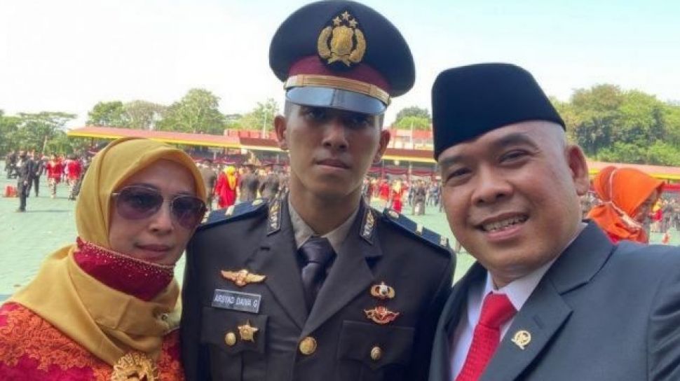 Siapa Ipda Arsyad Daiva Gunawan? Anak Anggota DPR Kena Demosi 3 Tahun Terkait Kasus “Sambogate”