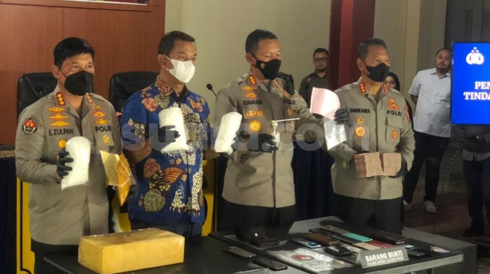 Kronologis Penangkapan Teddy Minahasa Ketika Lima Kilogram Narkoba Diubah Jadi Tawas 2686