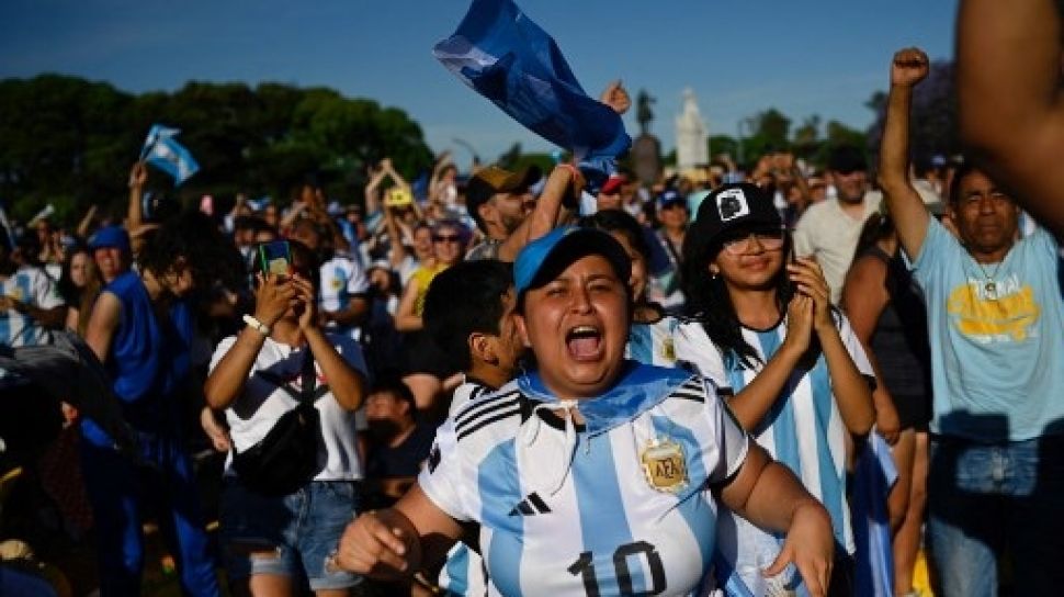 Argentina Akhirnya Menang Di Piala Dunia 2022, Ribuan Warga Buenos Aires Berpesta