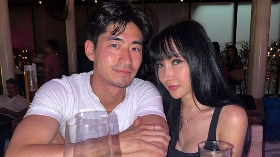 Pacar Baru 5 Momen Mesra Lucinta Luna Dengan Pria Tampan Asal Jepang