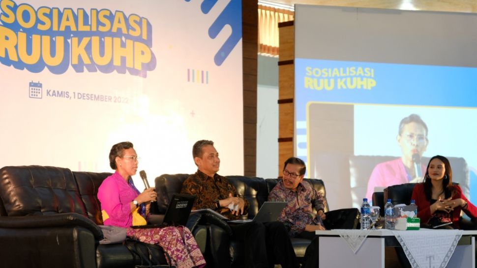 Kominfo Sosialisasikan RUU KUHP Kepada Masyarakat dan Akademisi Bali