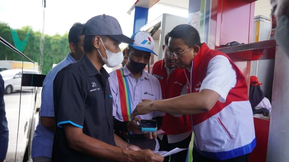 Jelang Libur Natal dan Tahun Baru, Pertamina Patra Niaga Pantau Sistem Pemesanan BBM Otomatis untuk Jamin Stok di SPBU