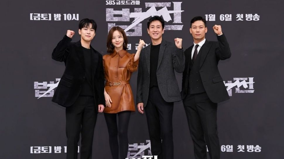 8 Potret di Balik Layar Payback, Drama Baru Moon Chae Won yang Berhasil Curi Perhatian