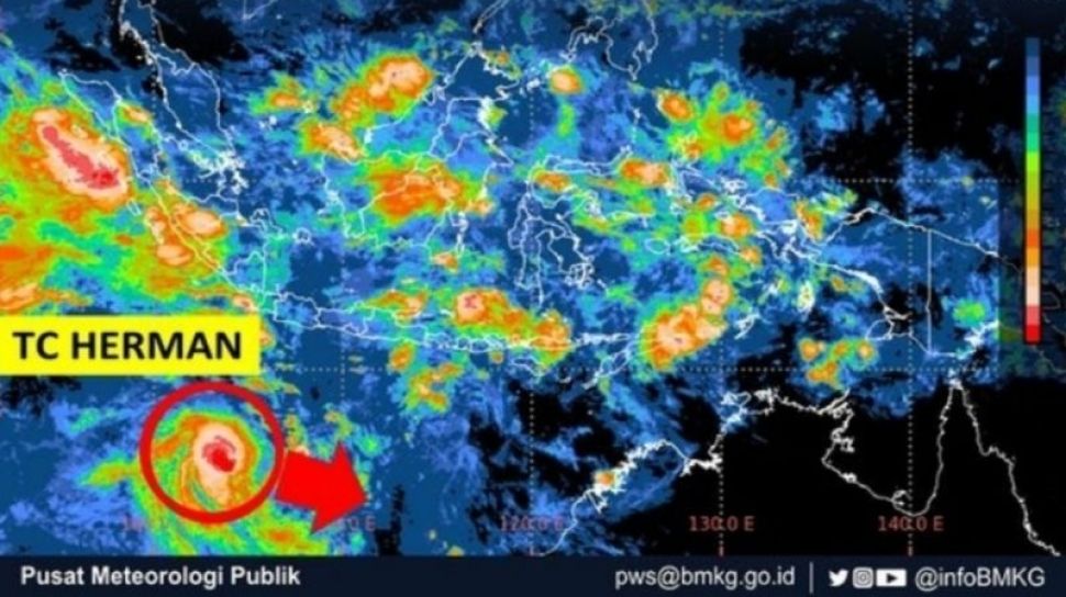 siklon-tropis-herman-di-selatan-jawa-semakin-lemah-terus-jauhi-indonesia