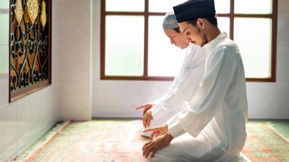 Bacaan Sholat Sunnah Sebelum Dzuhur Lengkap Dari Niat Hingga Salam Tv