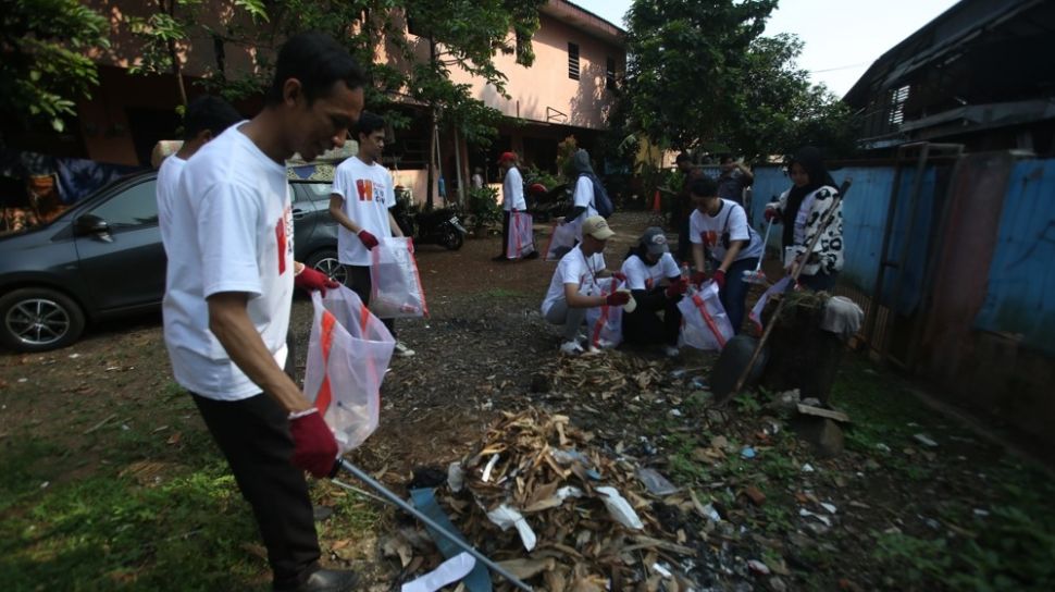 Tingkatkan Kepedulian Pengelolaan Sampah Secara Tepat Ccep Indonesia Gelar Aksi Bersih Bersih